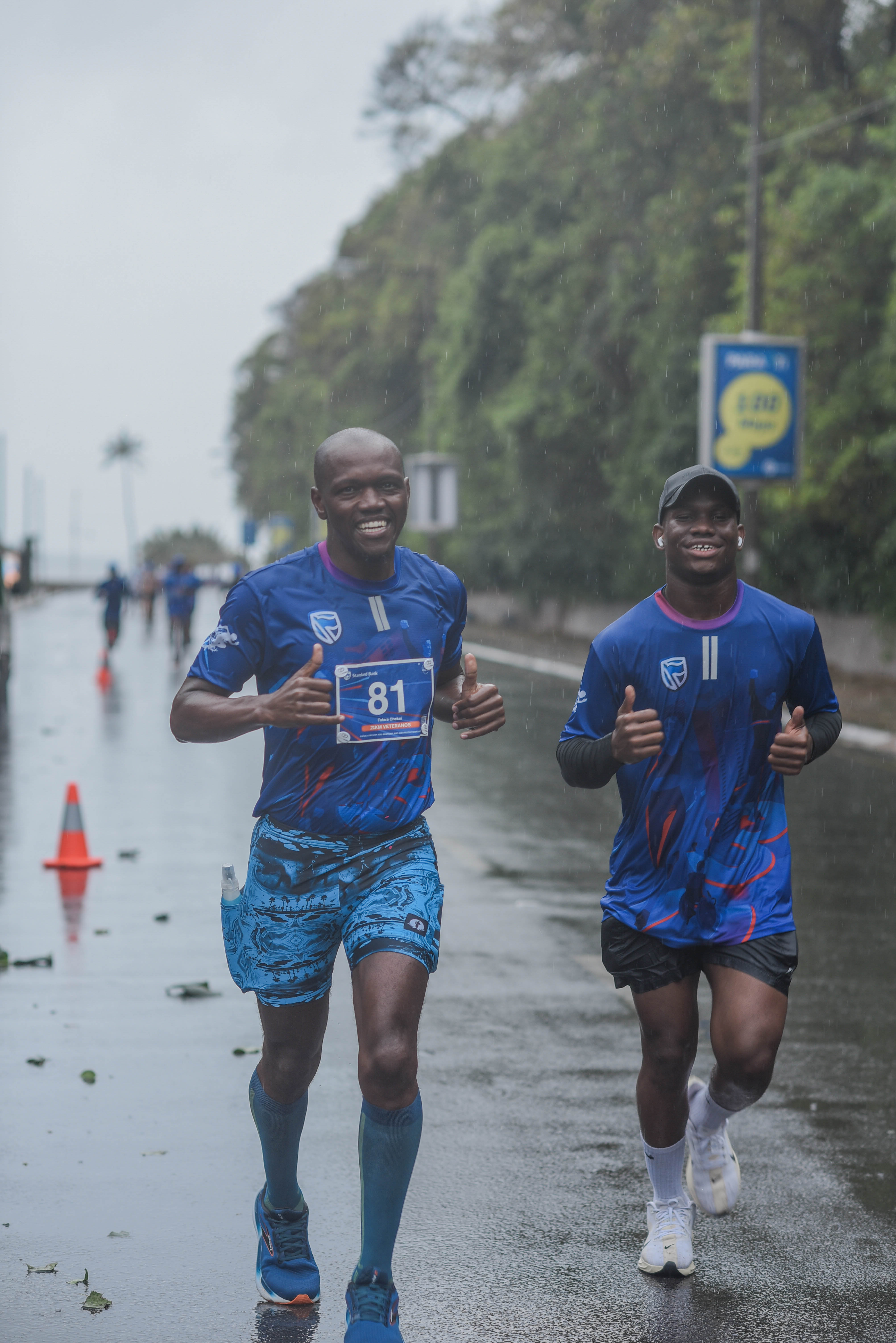 39Corrida Azul.jpg